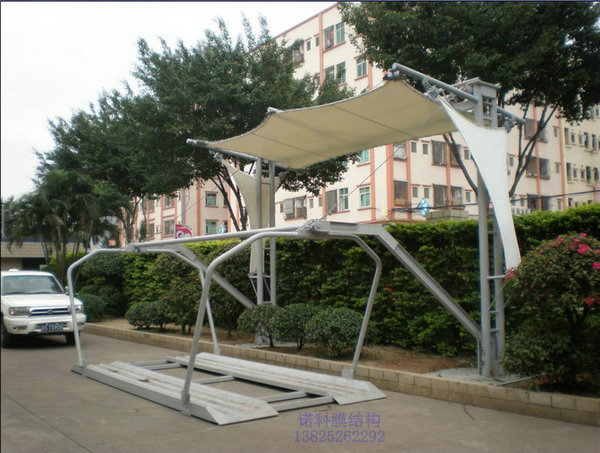 七臺(tái)河鋼膜結(jié)構(gòu)車棚選用希運(yùn)膜材二氧化鈦T3117T