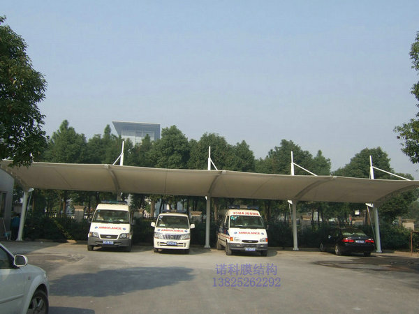 簡易膜結(jié)構(gòu)停車棚